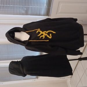 4/$80 Black & Yellow Browning Hoodie - Size XL